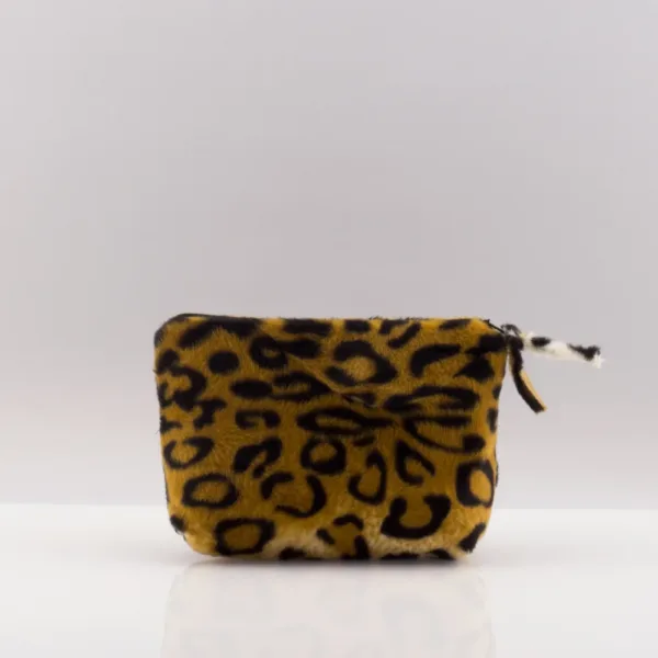 Cosmetic Bag Leopard Back jpg