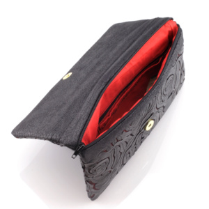 Manufabo Clutch Faux Black Leather Red Roses look inside