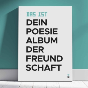 Freundebuch Cover auf Holzboden portrait scaled 1 jpg