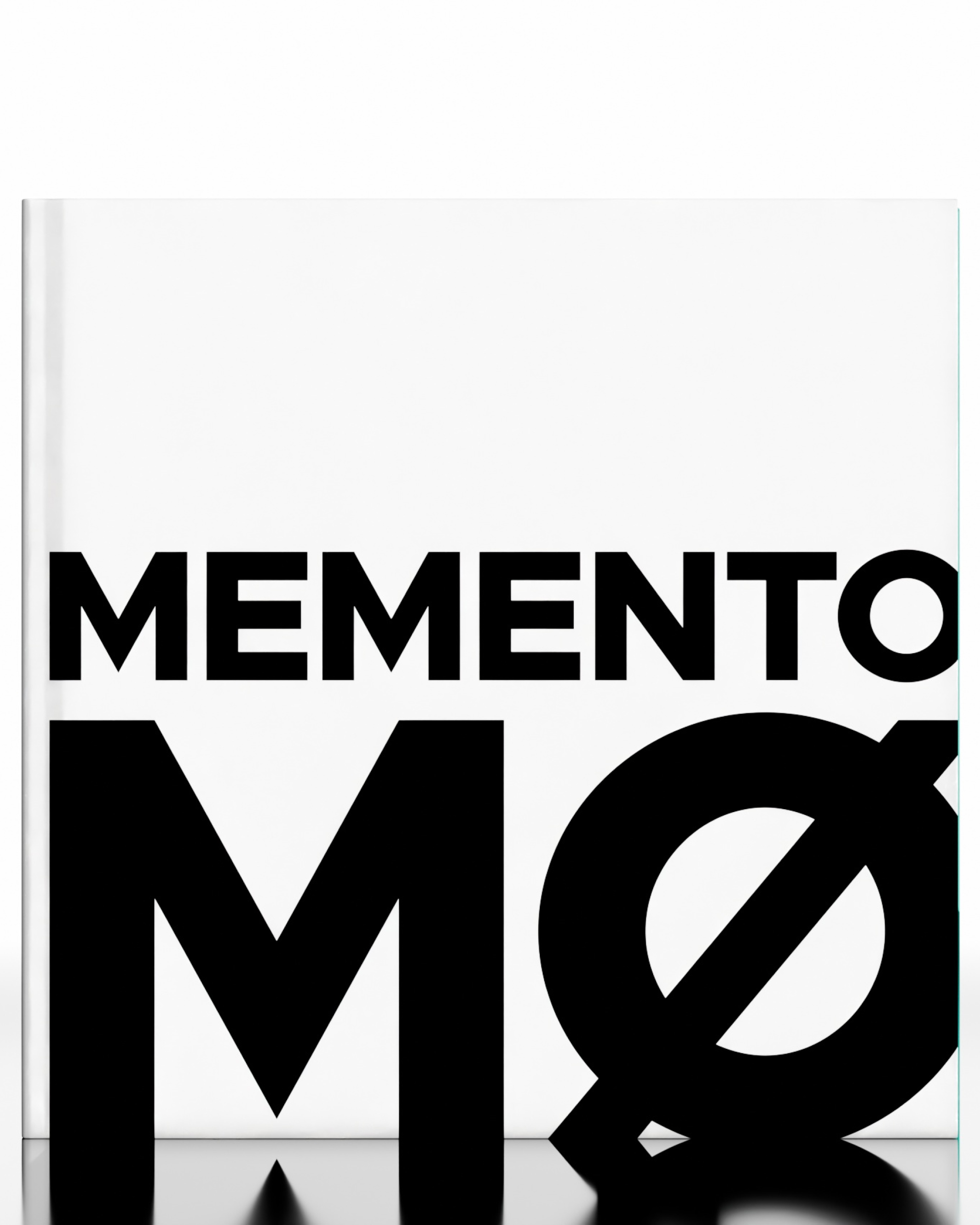 MEMENTO Gästebuch – weißes Hardcover mit MEMENTO MØ Schriftzug
